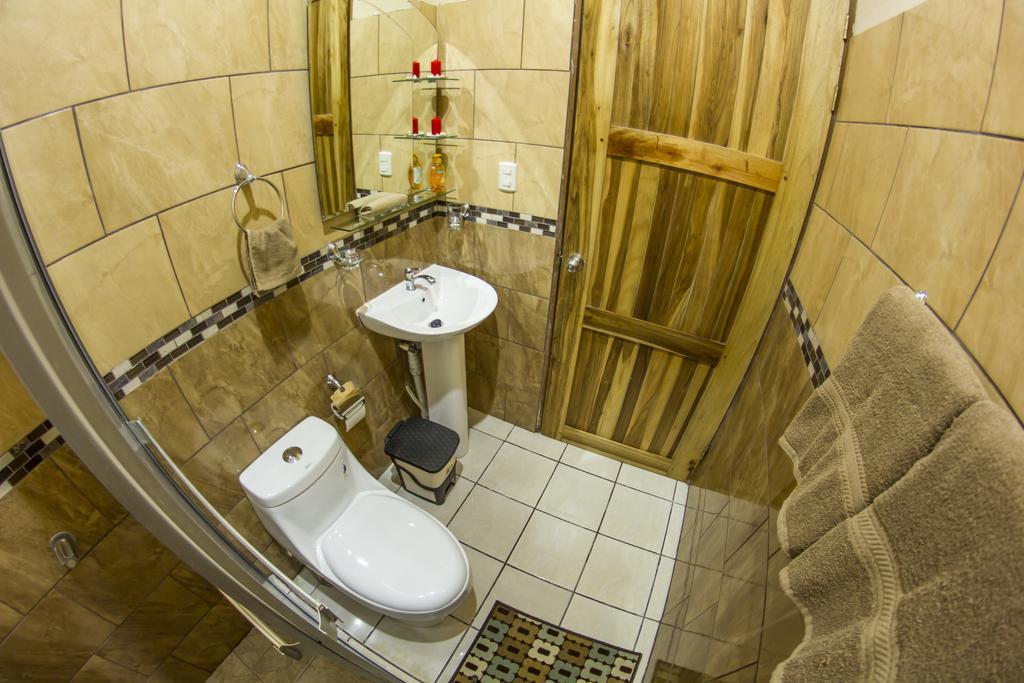Apartamentos Valle Del Volcan La Fortuna Екстер'єр фото