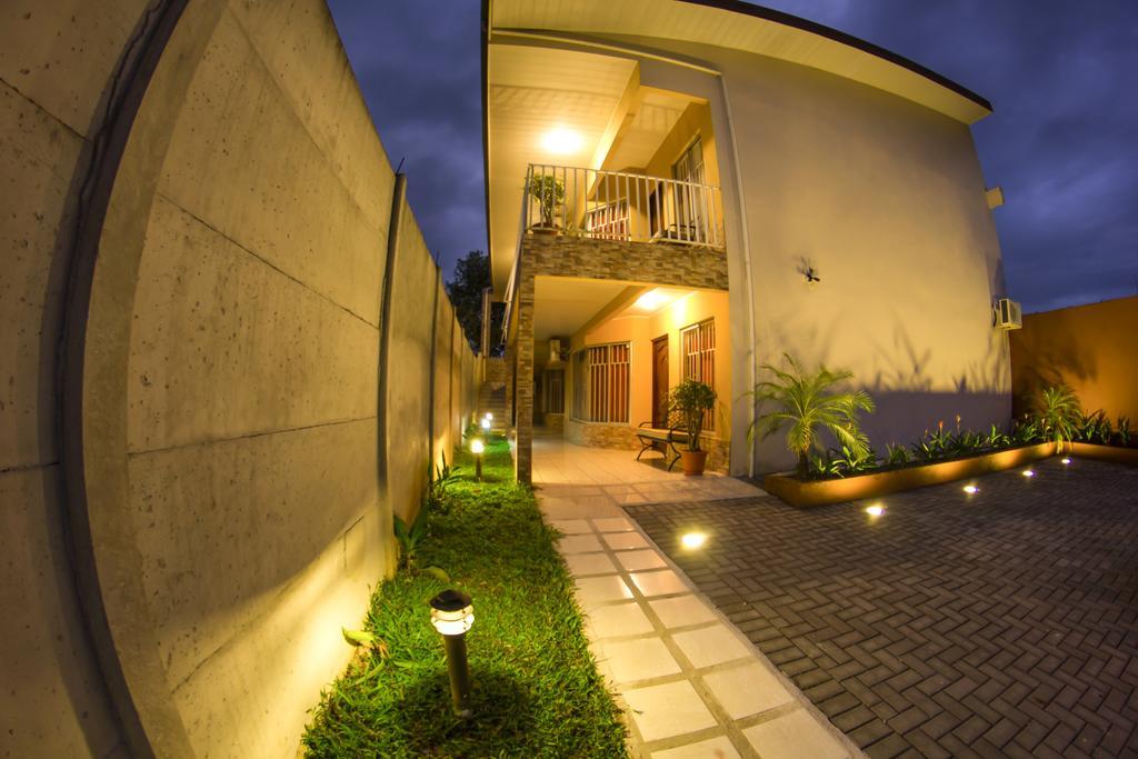 Apartamentos Valle Del Volcan La Fortuna Екстер'єр фото